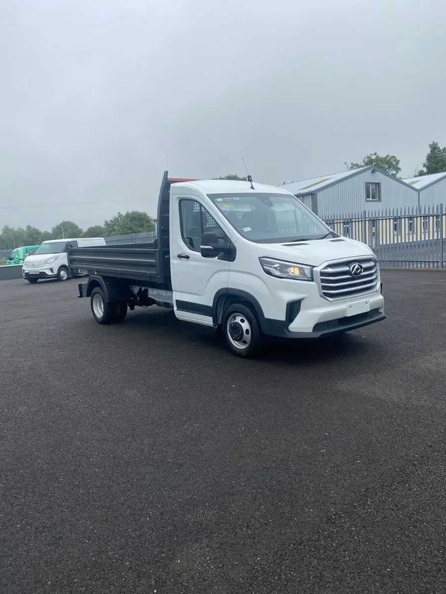 Maxus Deliver 9 Chassis Cab - Image 1