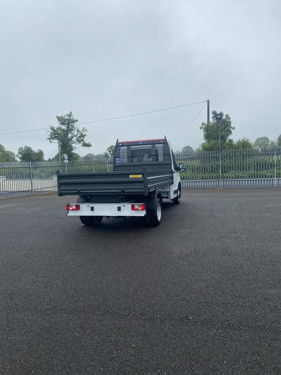 Maxus Deliver 9 Chassis Cab - Image 4