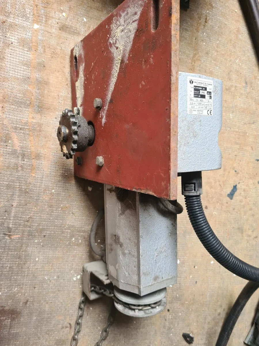 Three phase roller shutter door motor - Image 1