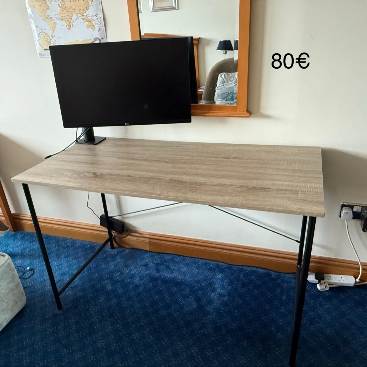 LG monitor & Desk