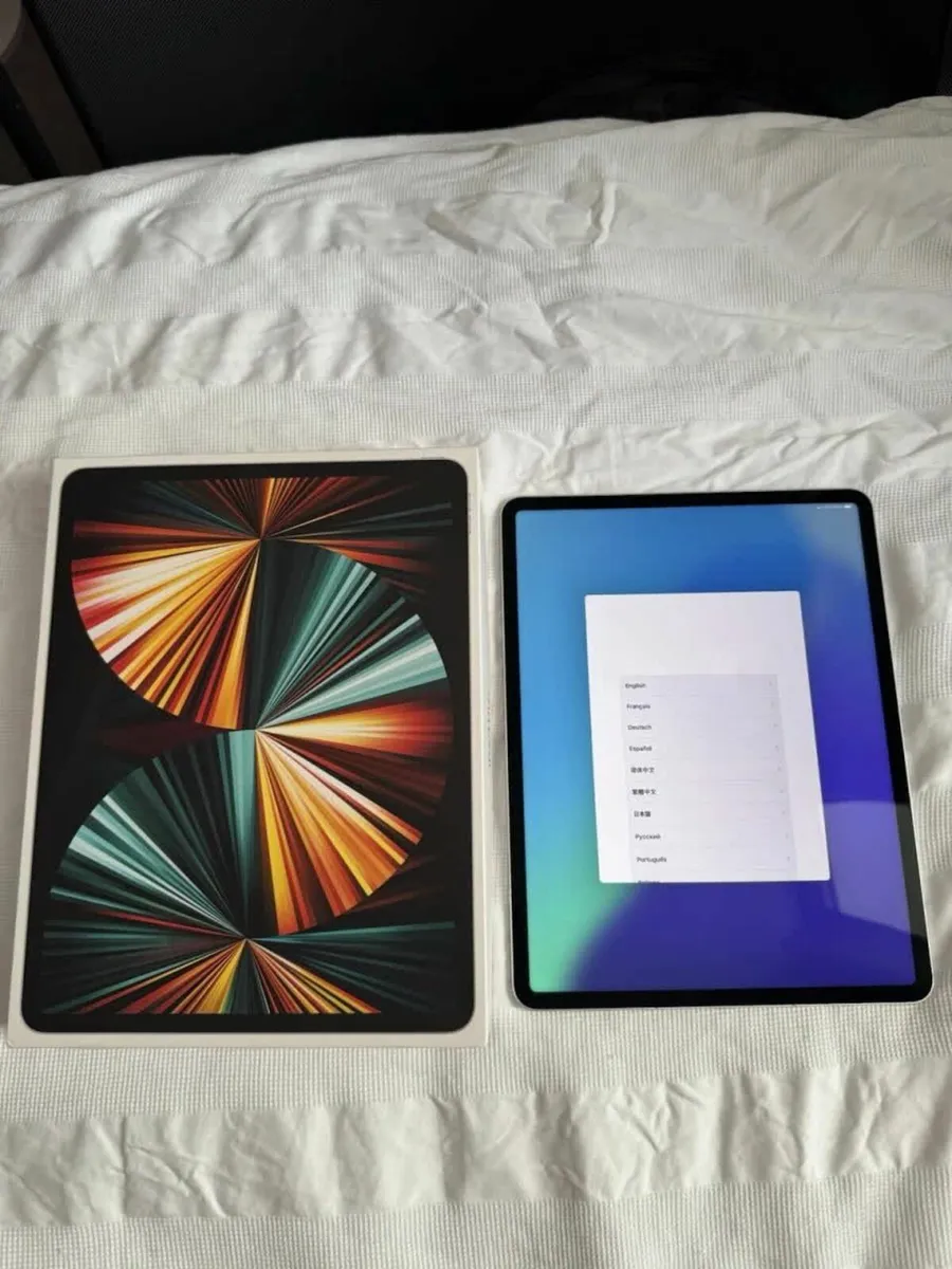 iPad Pro 12.9-inch 5th Gen Wi-Fi + Cellular 128GB - Image 1