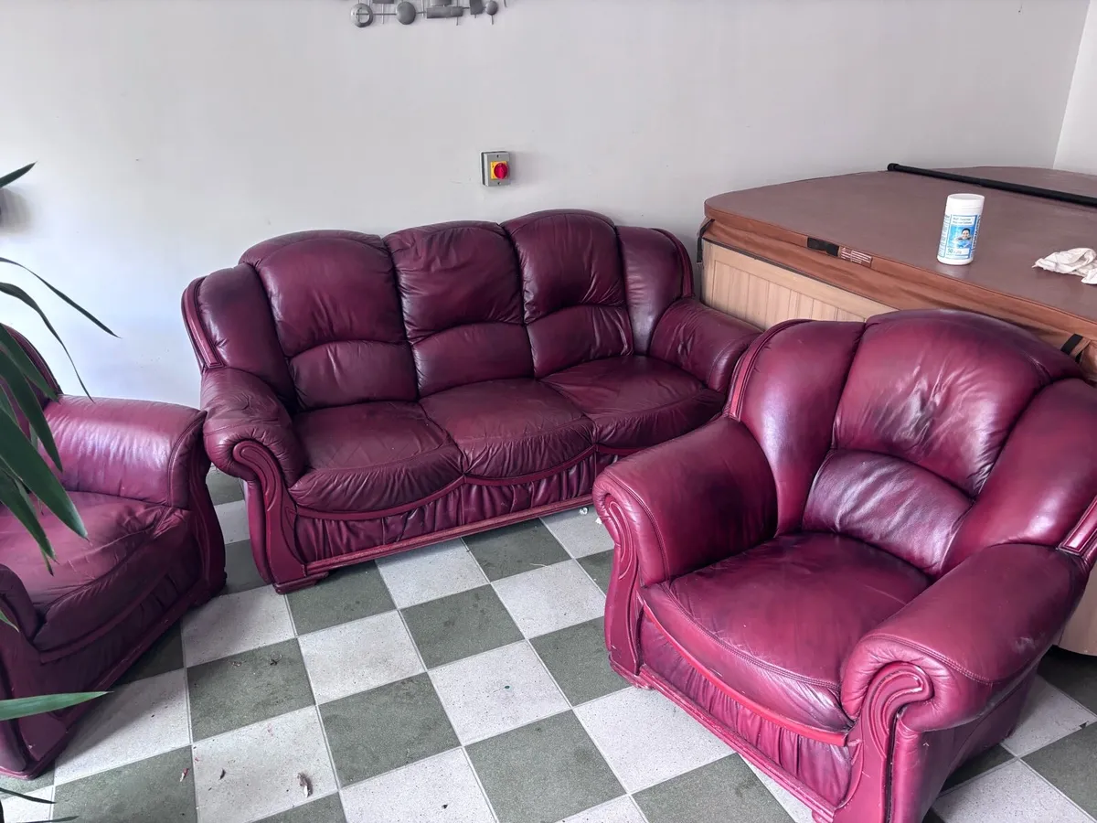 Leather 3 peice suite - Image 1