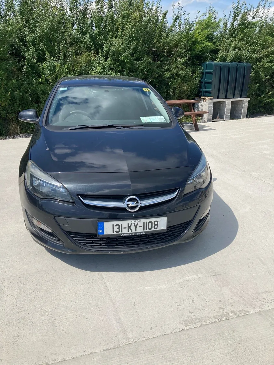 131 Opel Astra NCT 8-26 - Image 1