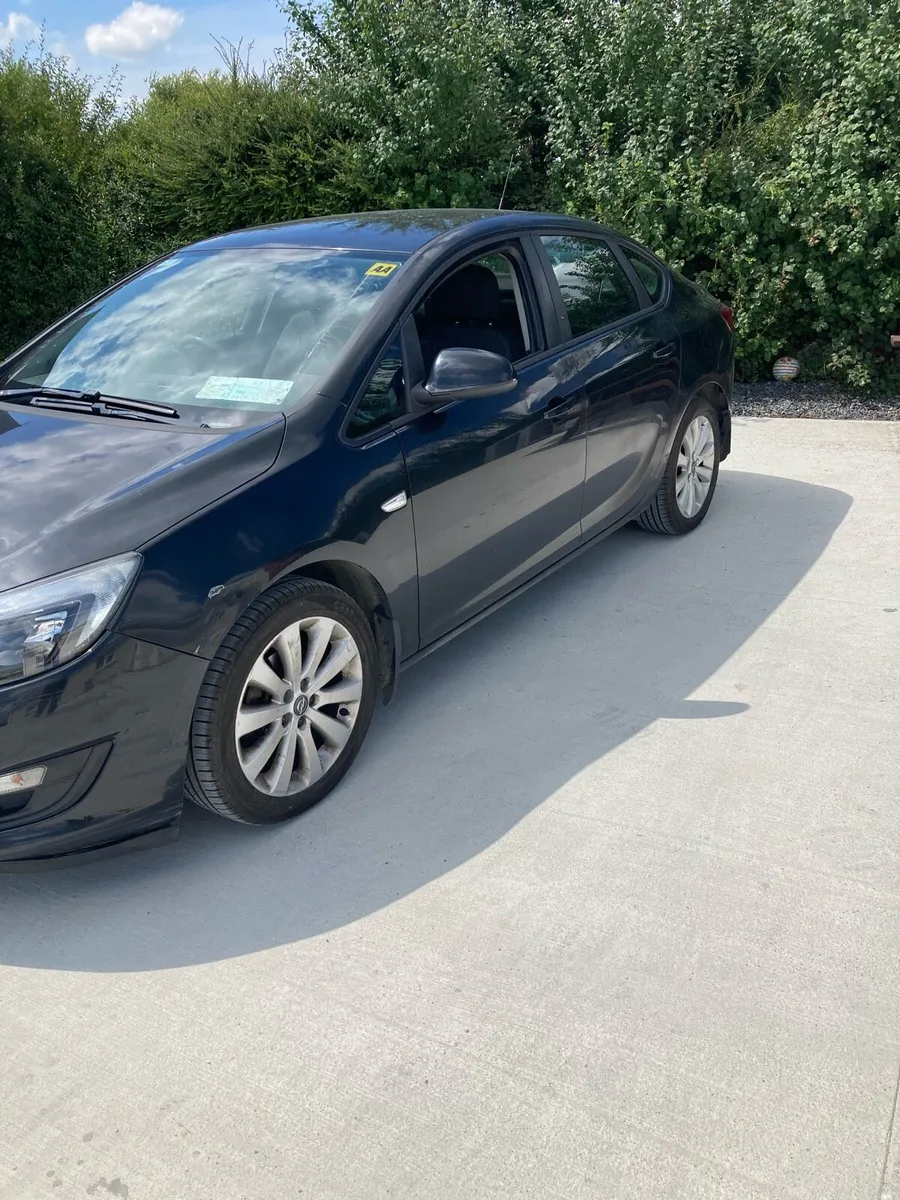 131 Opel Astra NCT 8-26 - Image 2