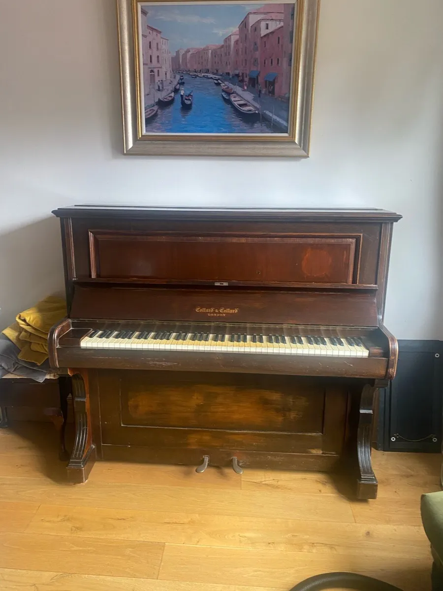 Piano - Image 1