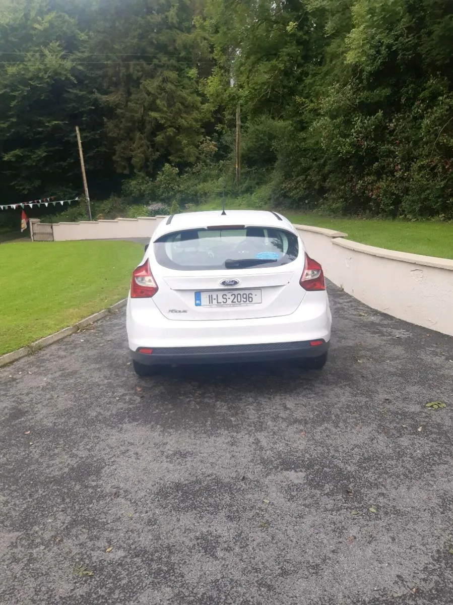 2011 ford focus - Image 3