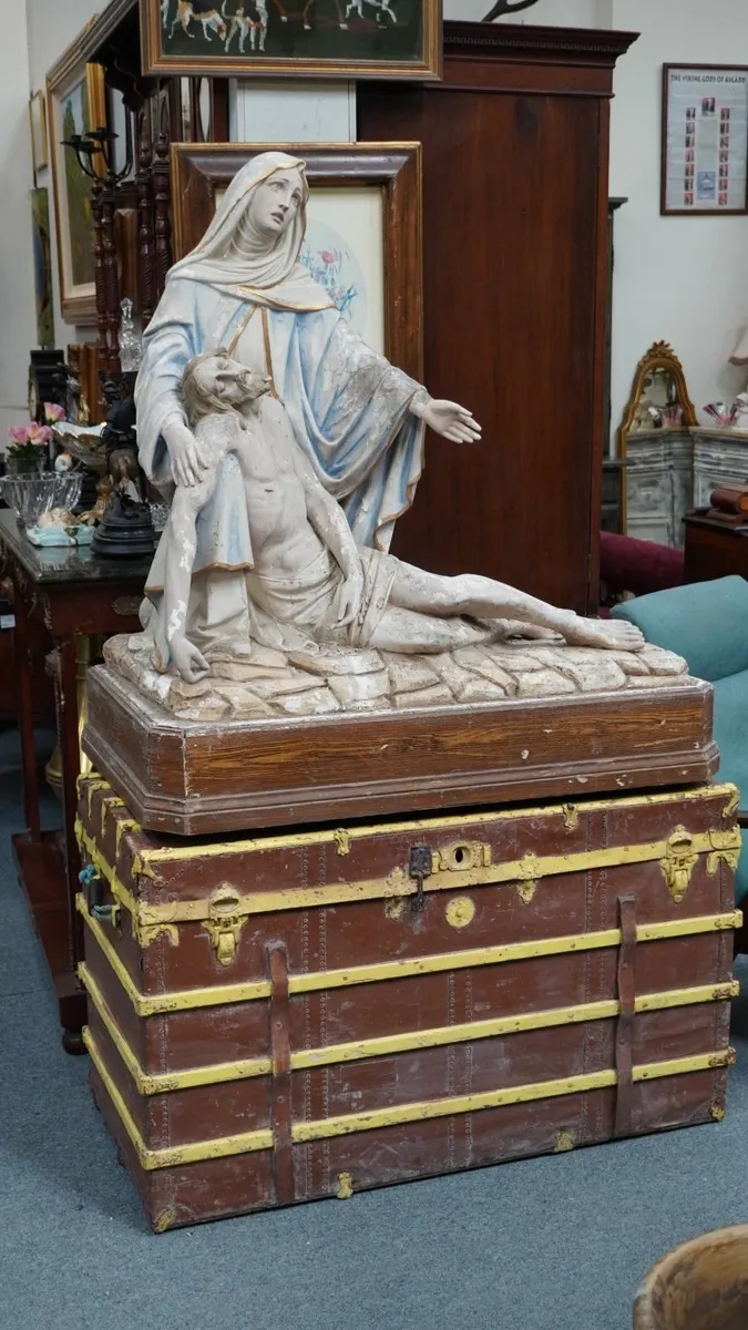 🕊️ Large Pietà Religious Statue - Image 2