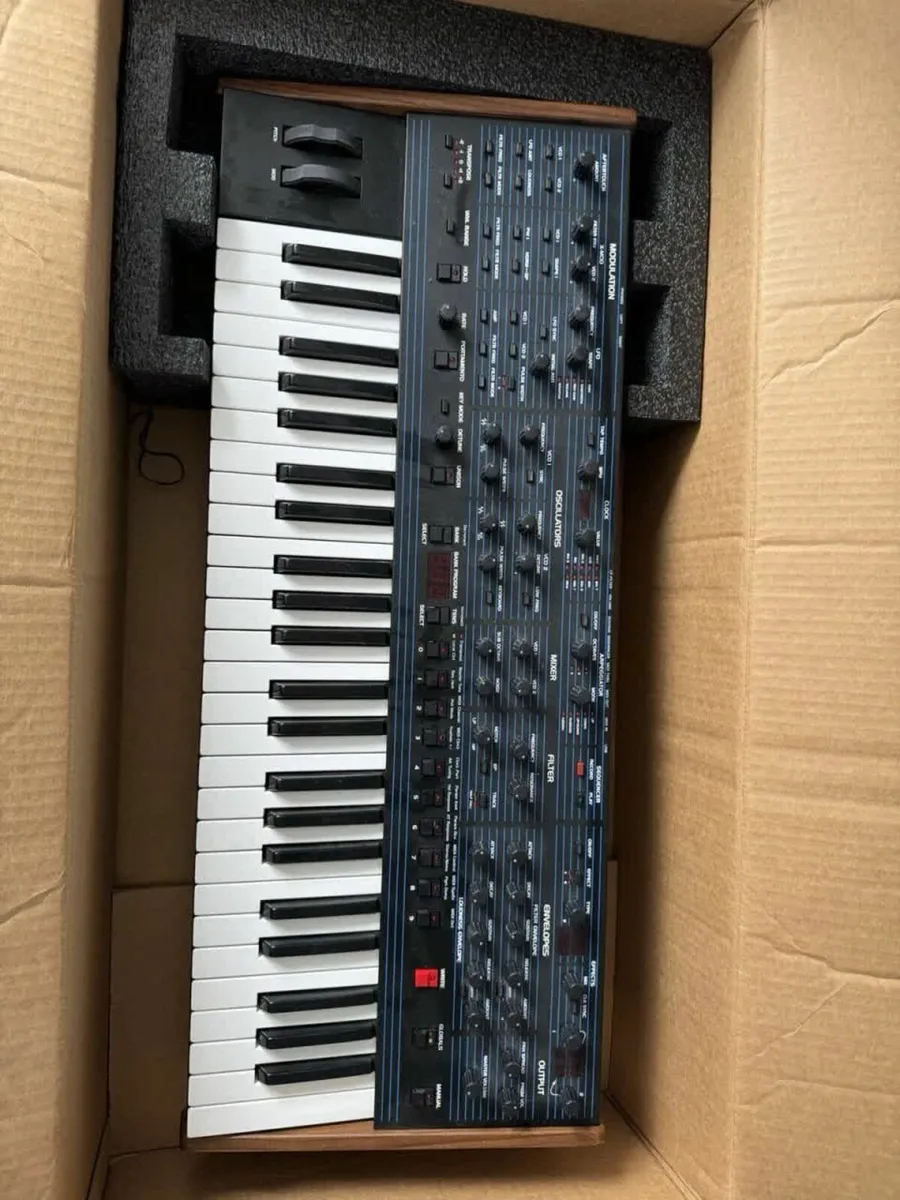 Dave Smith OB-6 Oberheim 6-Voice Analogue Synth - Image 1