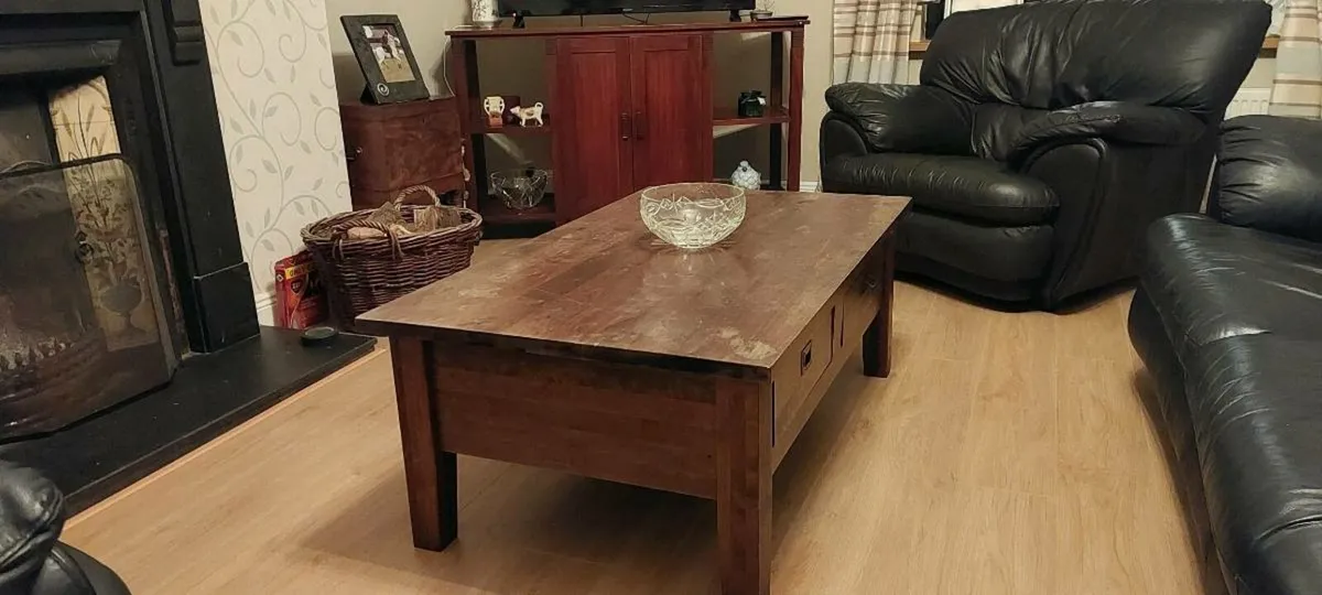 2 wooden Coffee tables - Image 1