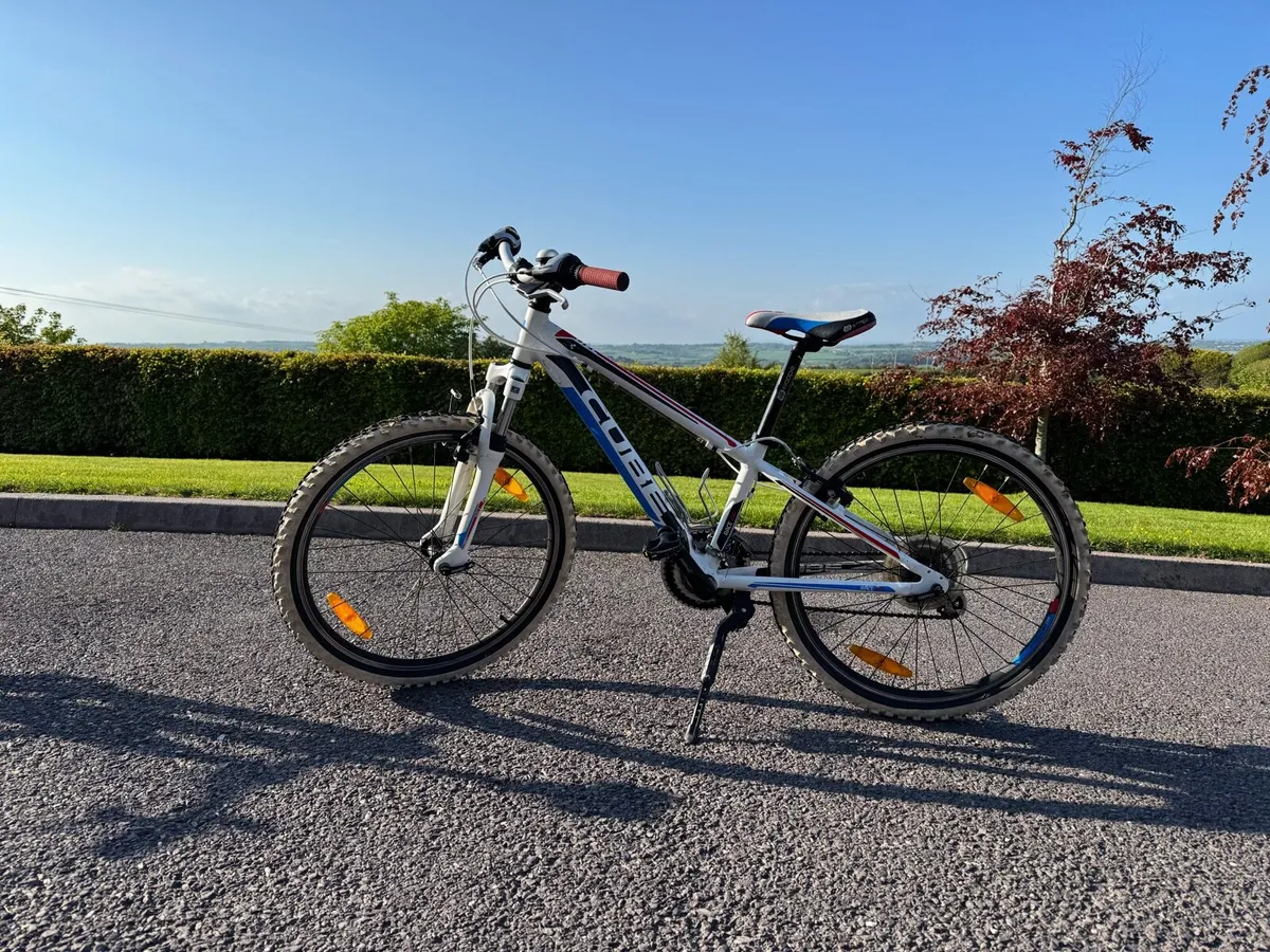 Cube Race 240 12 inch Bicycle - Image 1