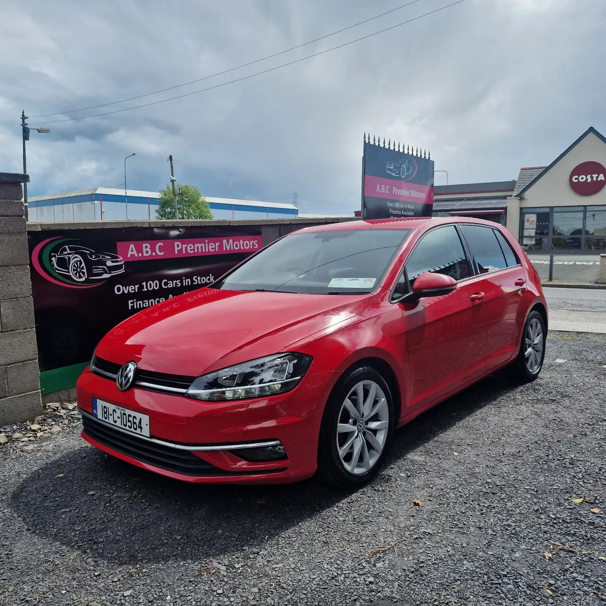 Volkswagen Golf 2018 1.6 TDI 115HP Highline - Image 4