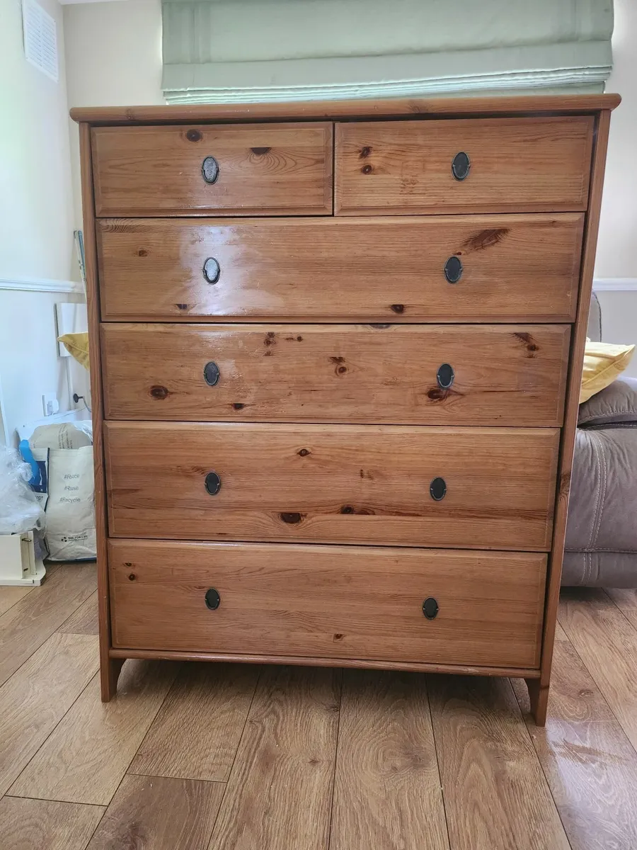 Chest of drawers - Image 1