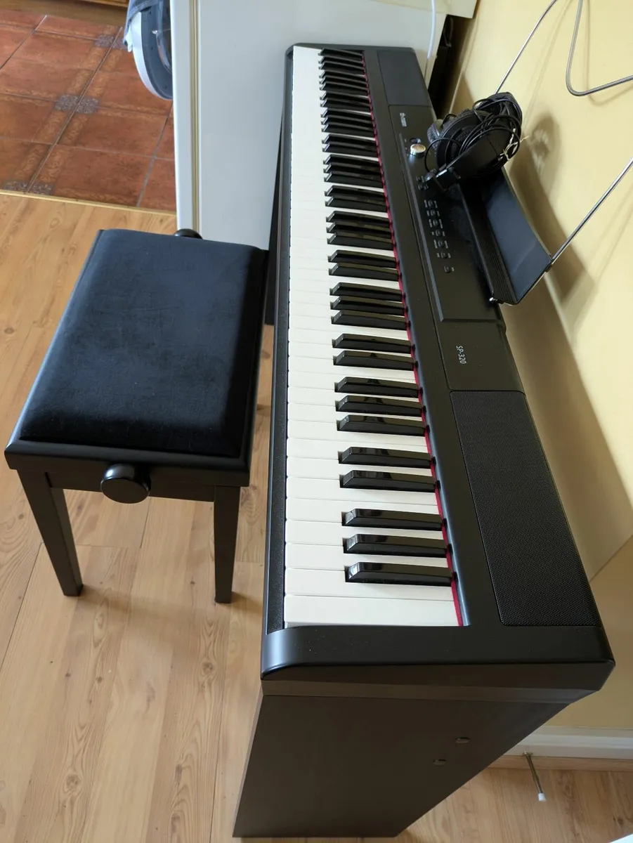 Thomann SP 320 Digital Piano Keyboard bundle - Image 1