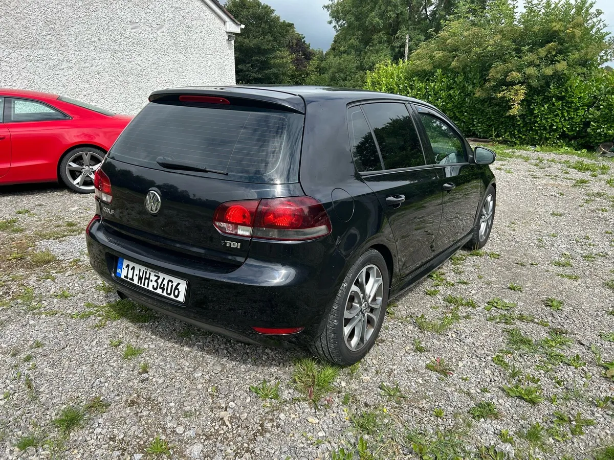 Wolkswagon Golf - TDI Bluemotion - Image 2