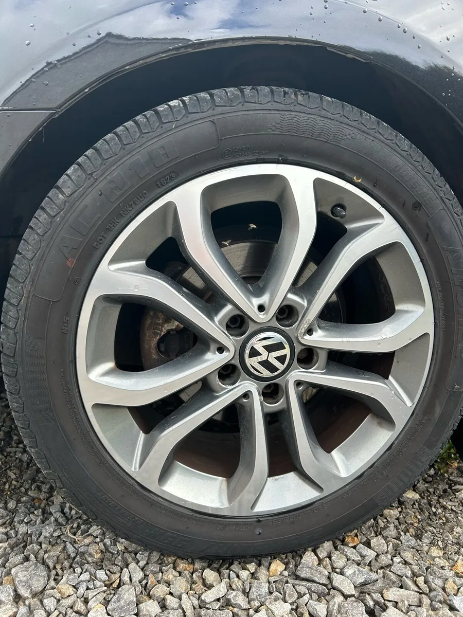 Wolkswagon Golf - TDI Bluemotion - Image 3