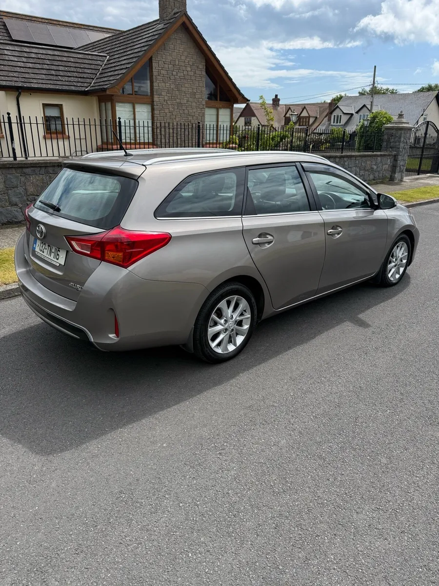 Toyota auris - Image 3