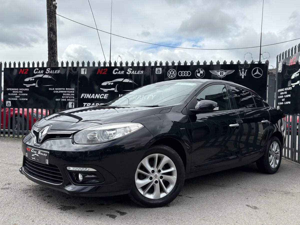 142 Renault Fluence 1.5d, LOW MILES, LIMITED EDITI - Image 3