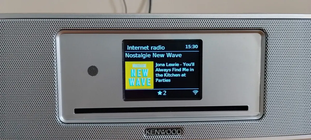 KENWOOD TABLETOP AUDIO SYSTEM - Image 1