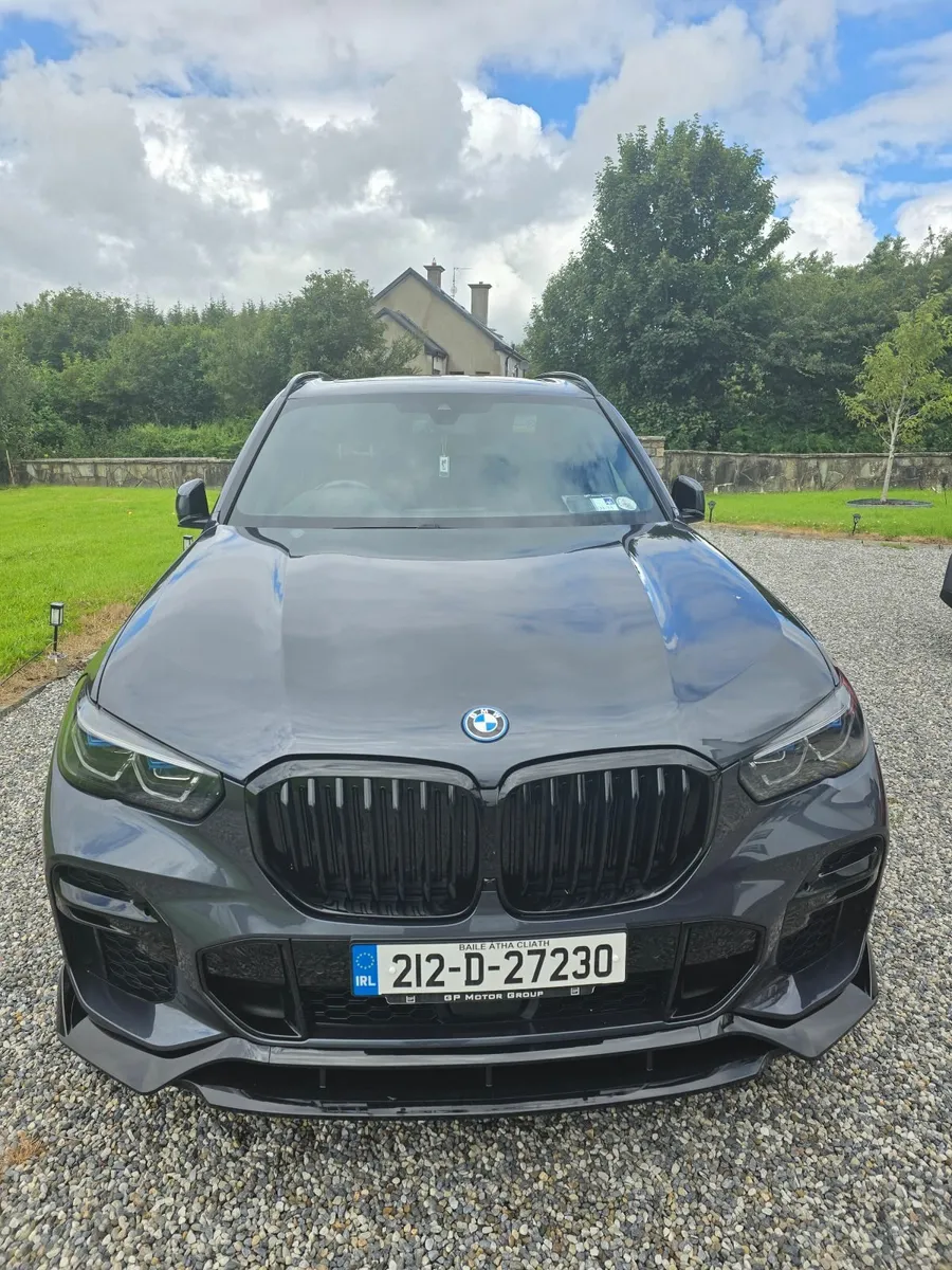 BMW X5 2021 - Image 1