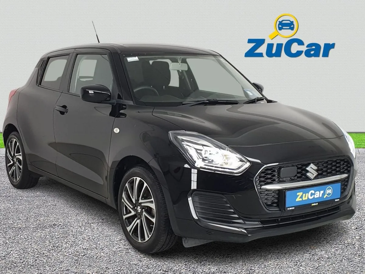 Suzuki Swift  26 1.2 SZ3 Hybrid Dualjet MT - Image 1
