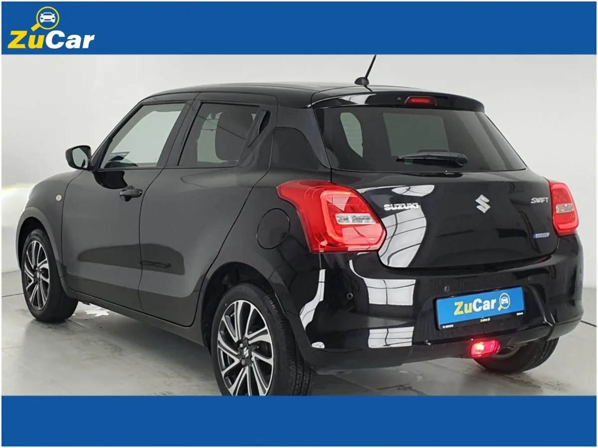 Suzuki Swift  26 1.2 SZ3 Hybrid Dualjet MT - Image 4