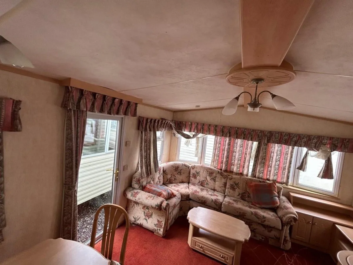 Willerby Leven 35x12 - 2 Bedroom - Image 2
