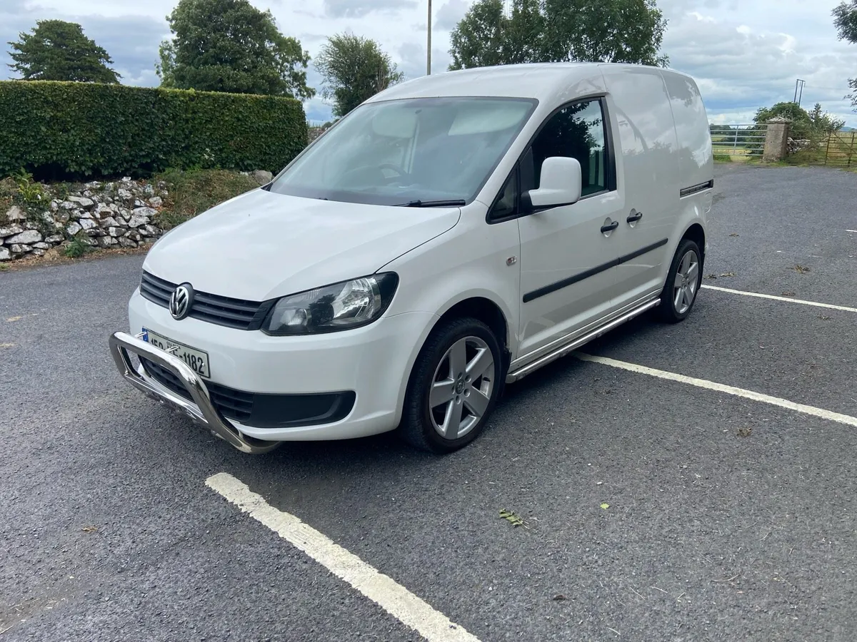 2015 Volkswagen Caddy - Image 2