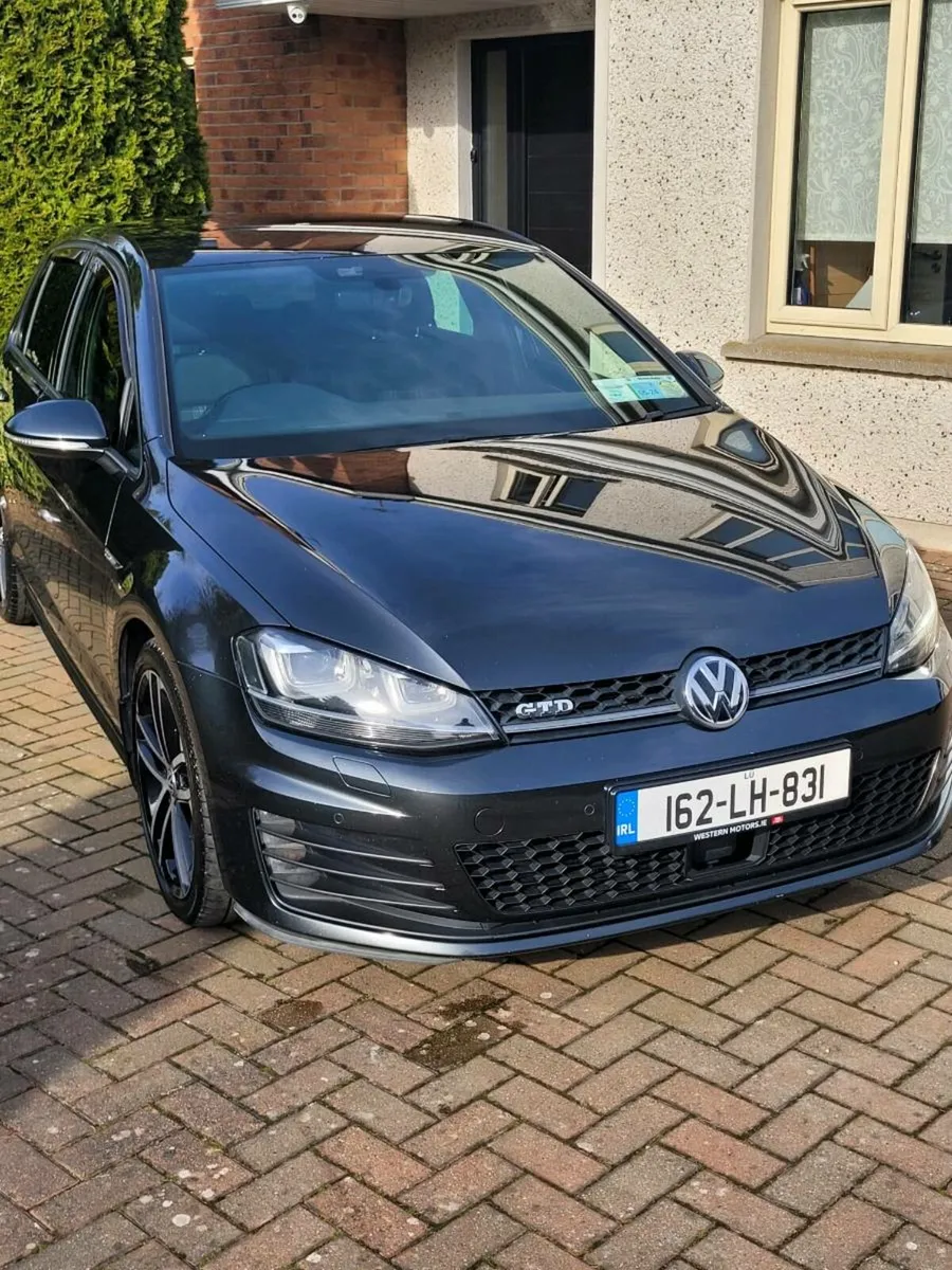 162 Volkswagen Golf GTD - Image 2