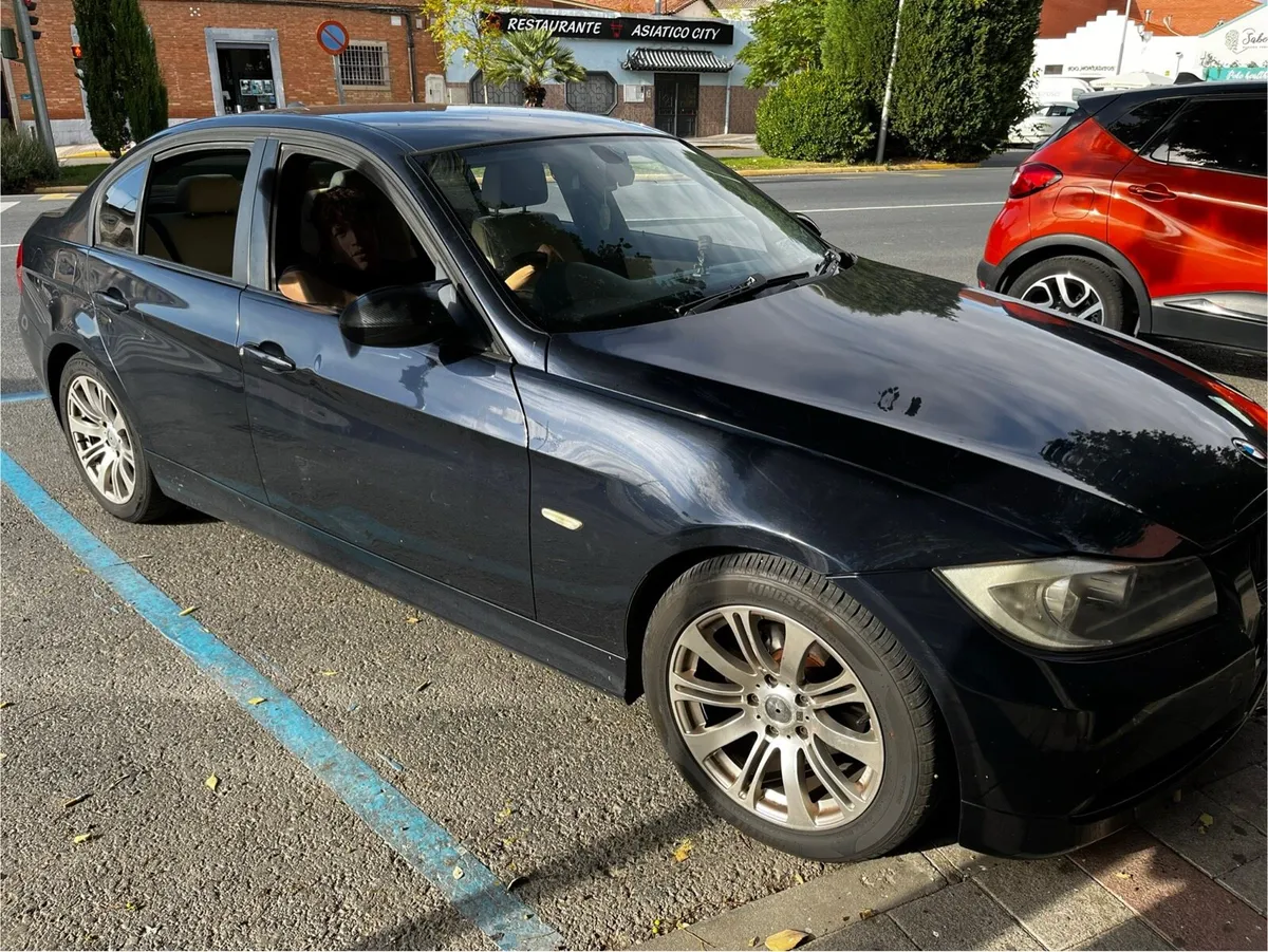 BMW 316i e90 - Image 2