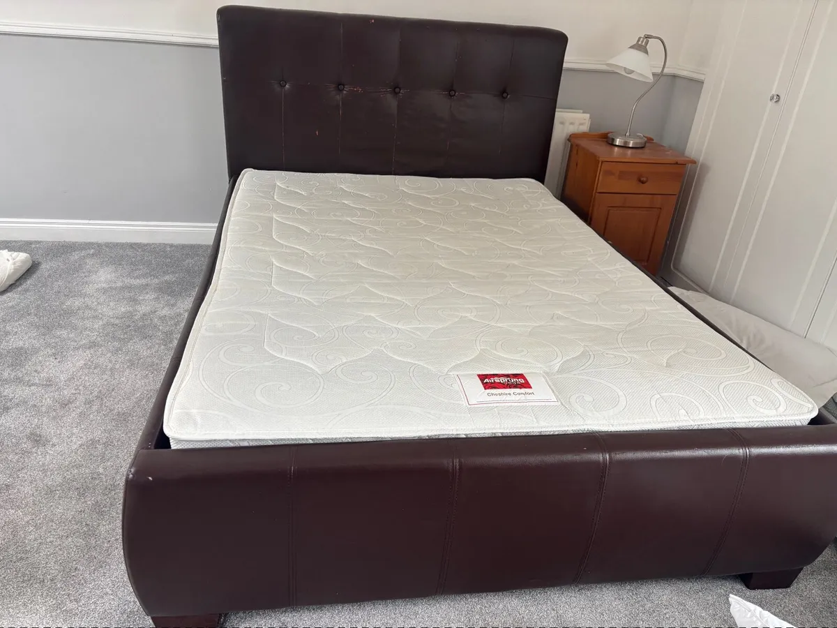 Bed - Image 2