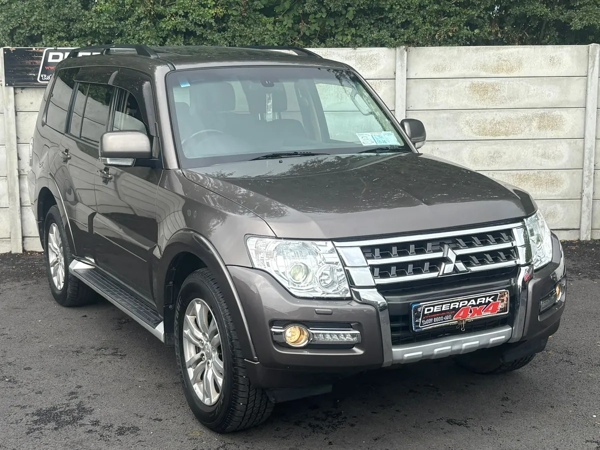 2015 Mitsubishi Pajero Shogun 3.2 DID CREWCAB - Image 3