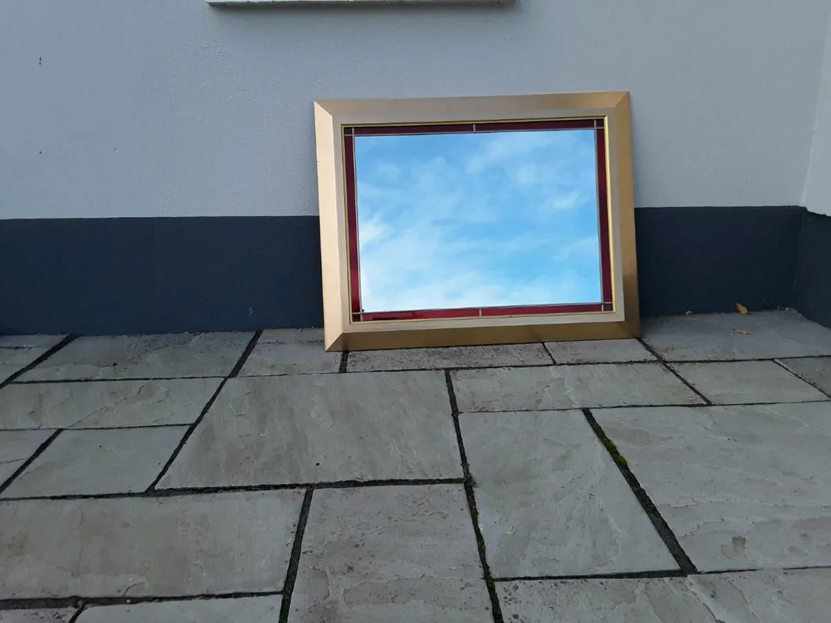 ANTIQUE MIRROR - Image 1