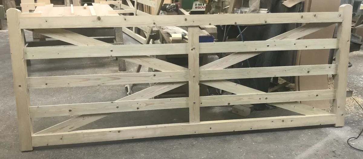 Field Gate Nutgrove Single- made to order - Image 1