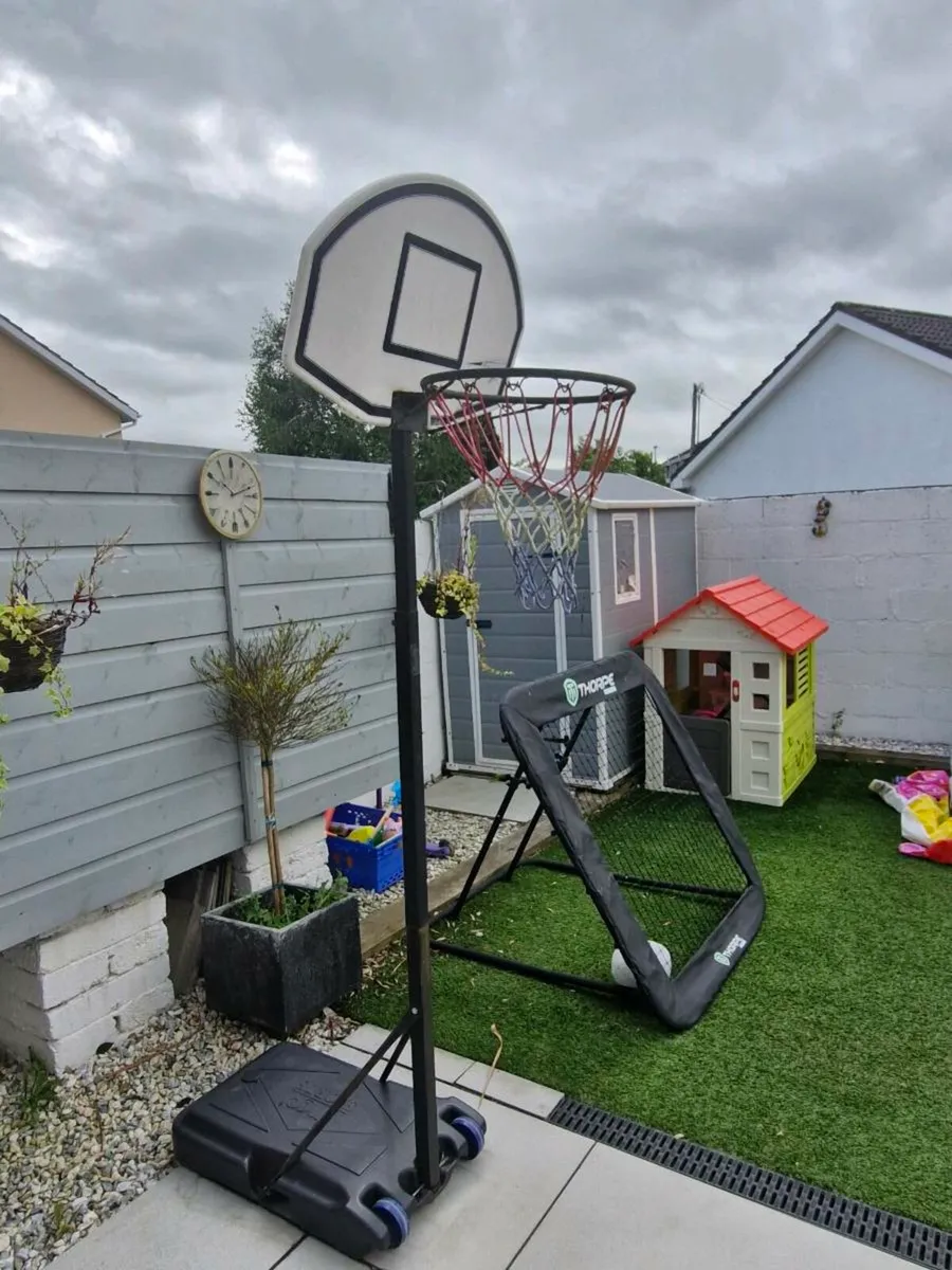 Basketball Hoop