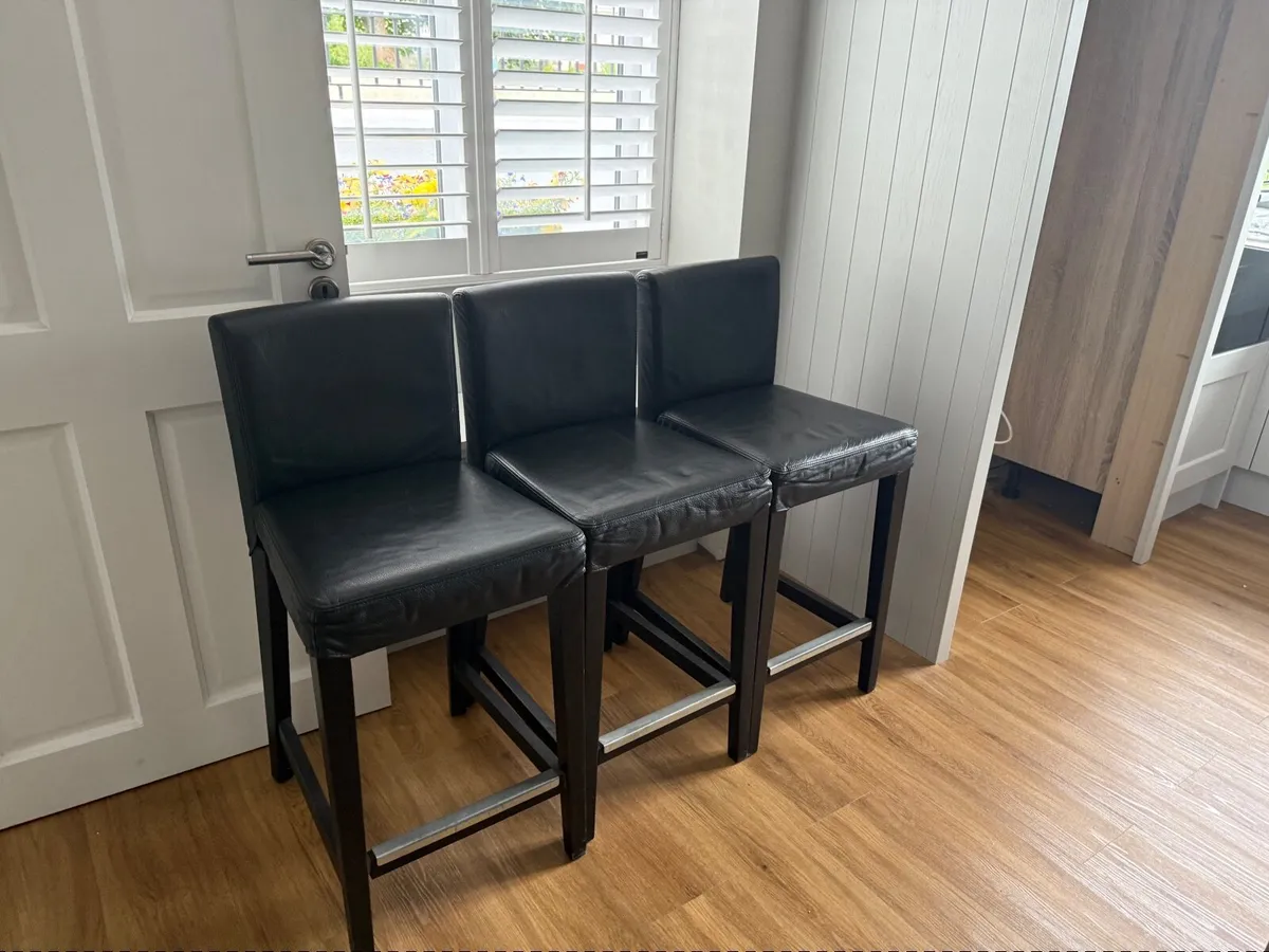 Bar stools - Image 1