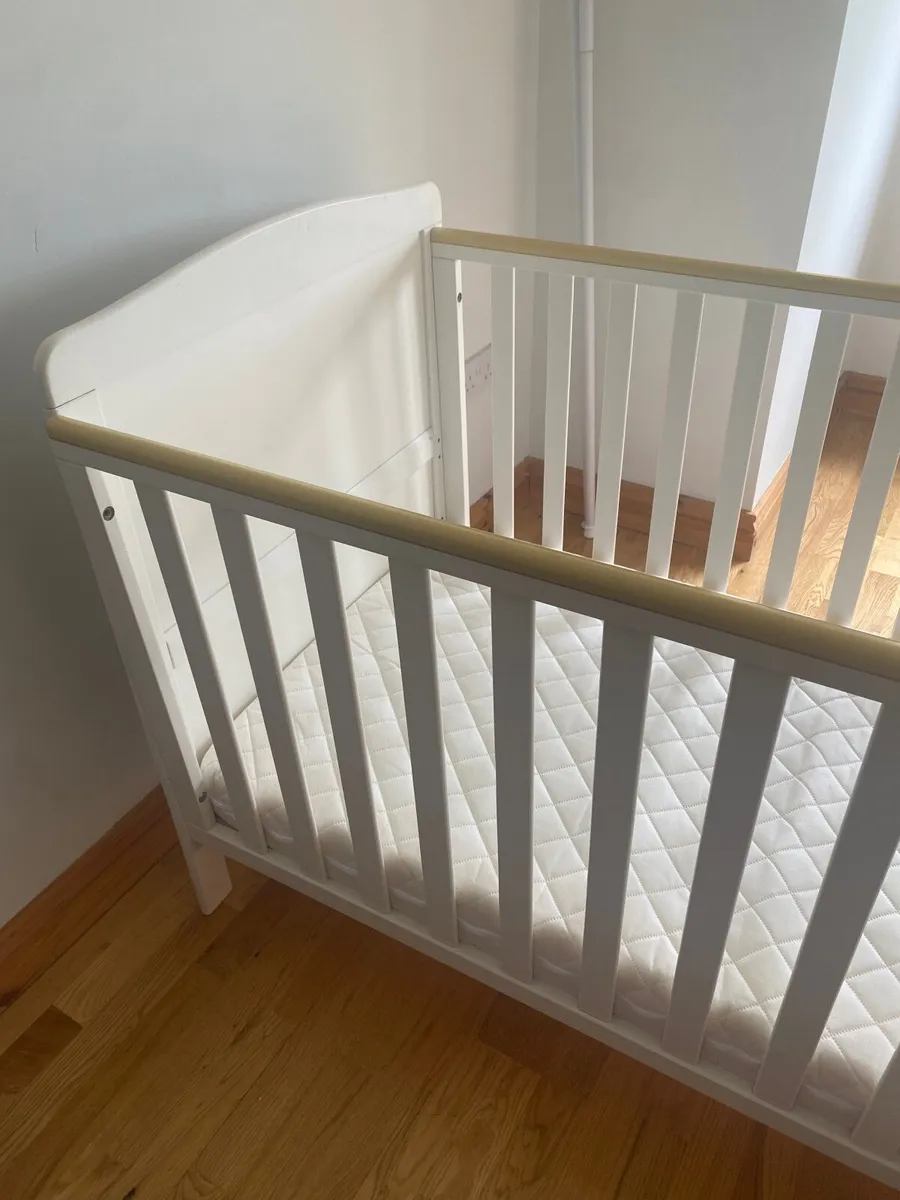 Baby & kids - Image 1