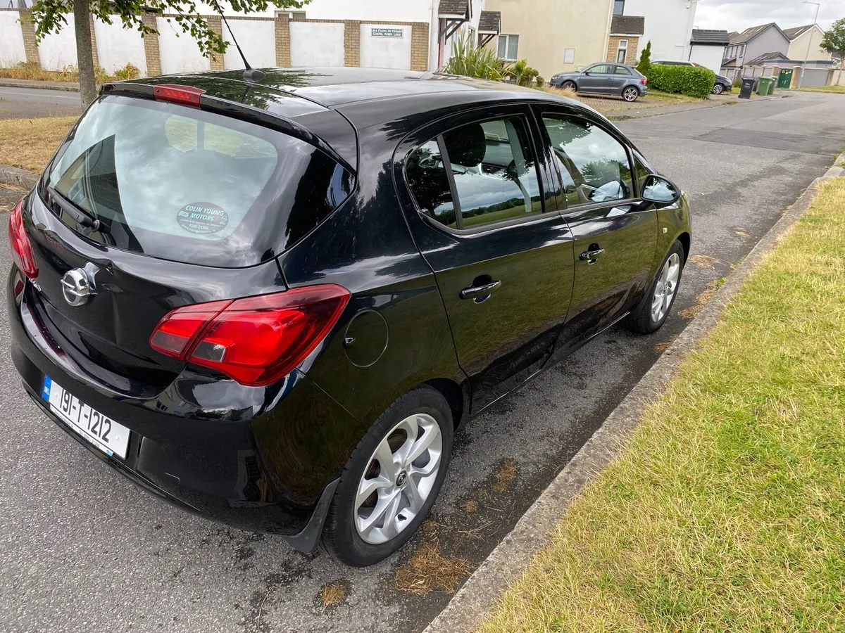 Opel Corsa 2019 SC Black 1.4L 75PS 5 Dr Hatchback - Image 4