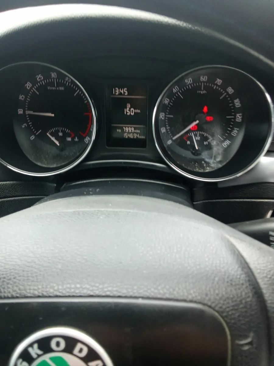 Skoda Superb 2009 - Image 2