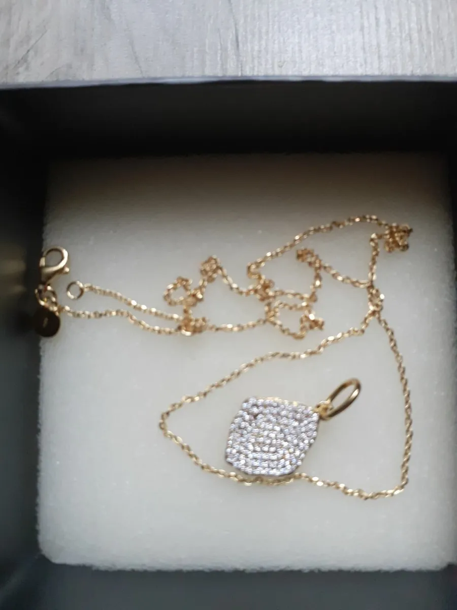 CHAIN 0899825042