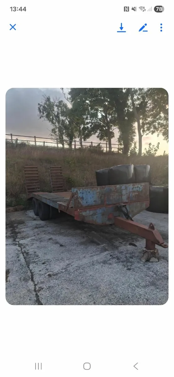 Low loader - Image 2