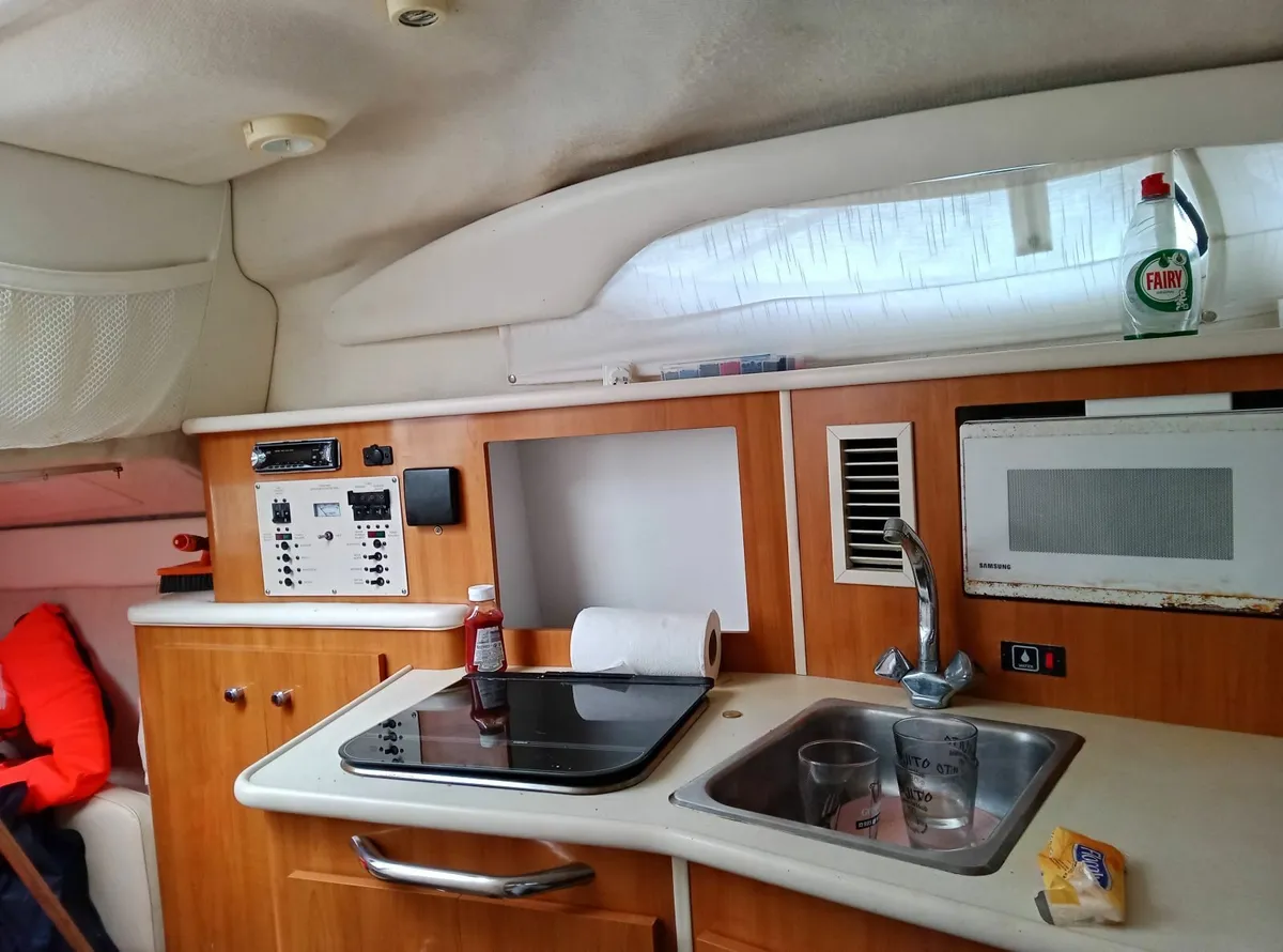 Bayliner 2655 Ciera - Image 2
