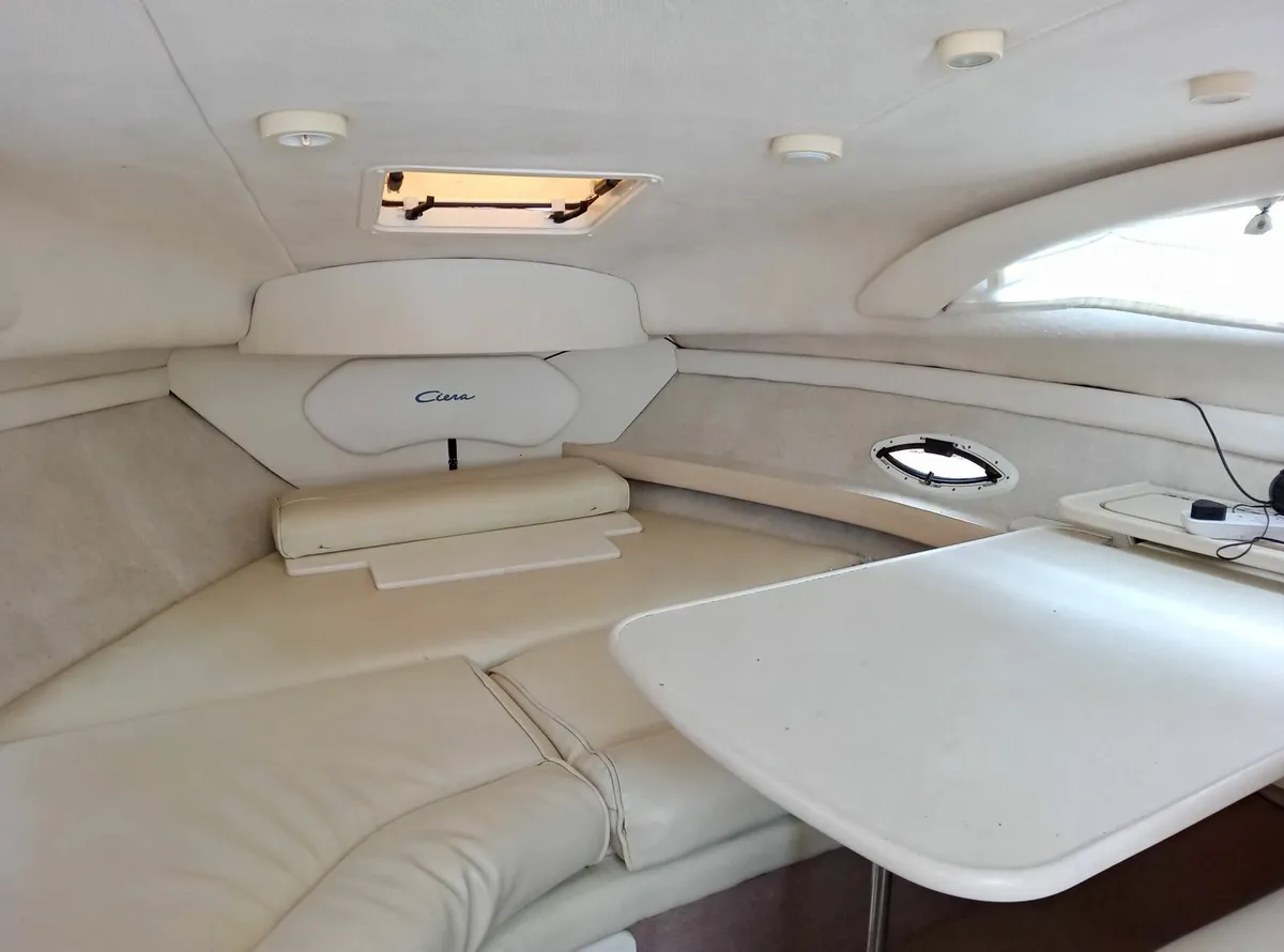 Bayliner 2655 Ciera - Image 3