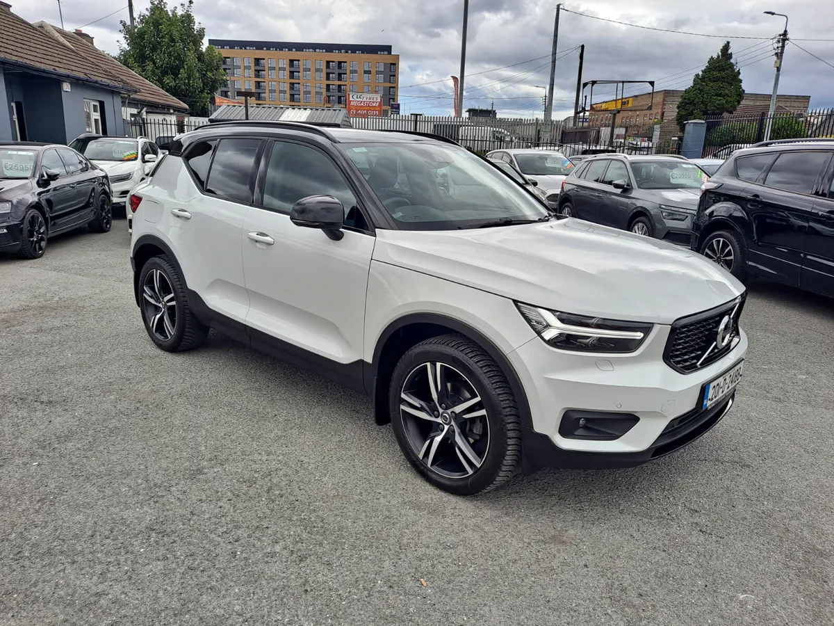 Volvo XC40 201 R-DESIGN PRO 1.5 PET 164BHP AUTO - Image 1