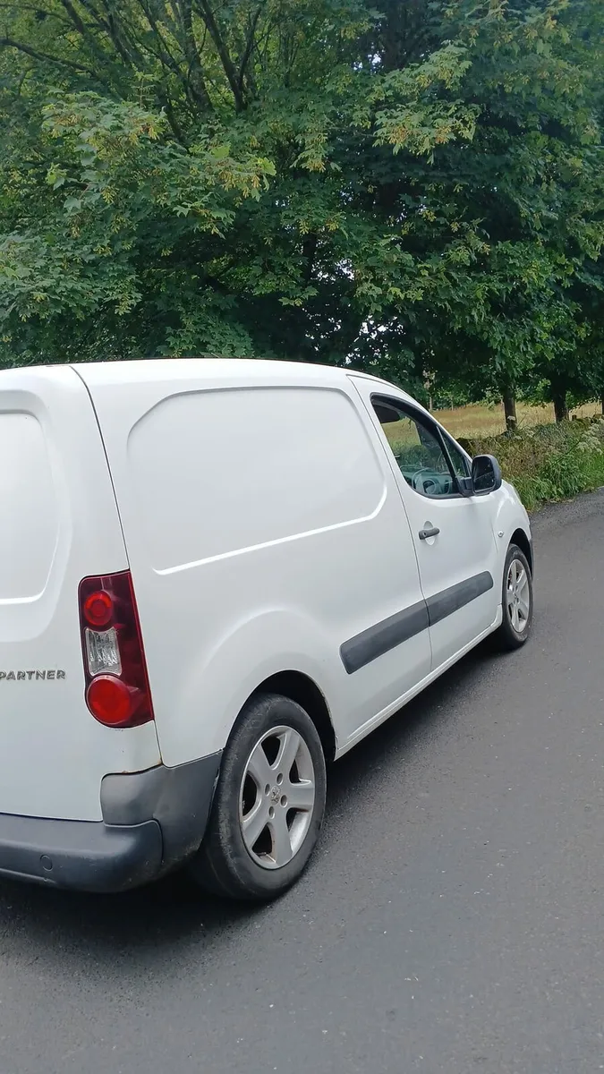 2014 Peugeot partner 1.6 diesel - Image 4