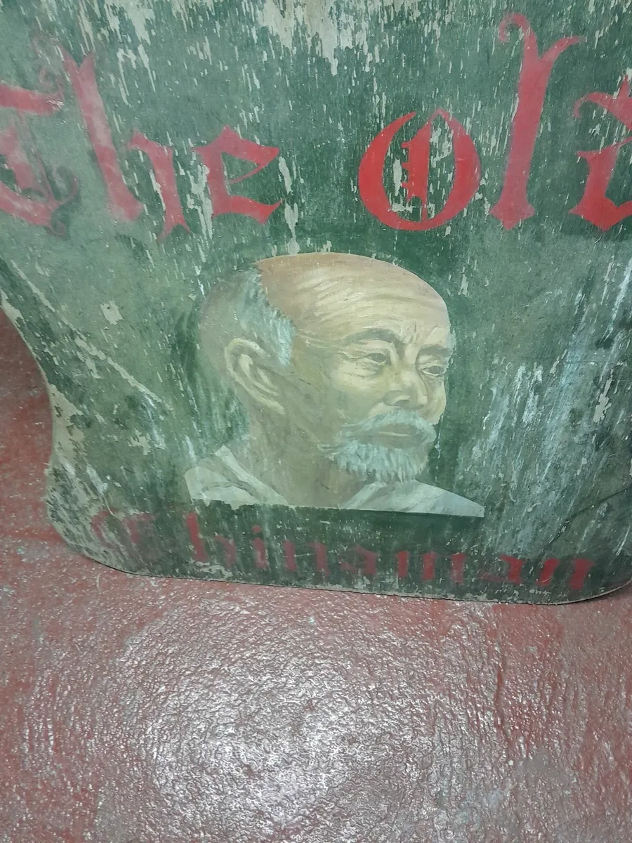 The old China man  wooden  singh - Image 4