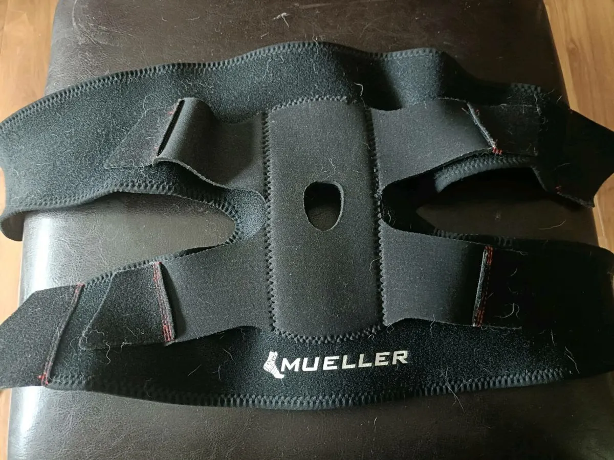 Knee brace