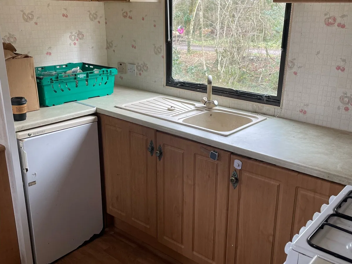 Mobile Home - Image 2