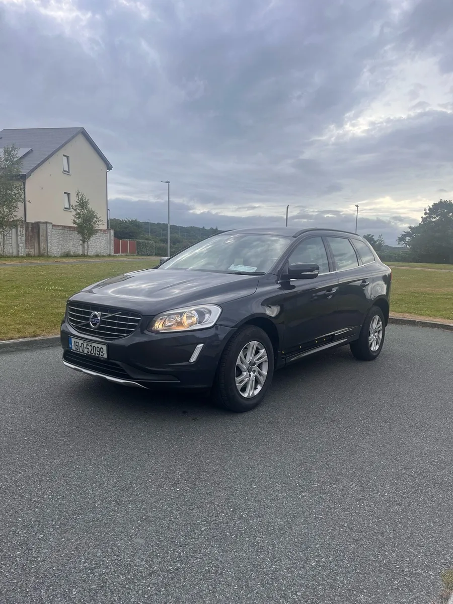 2015 Volvo XC60 2.4D D4 AWD - Image 4