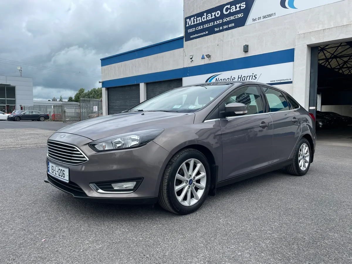 Ford Focus Titanium 1.0 PETROL//LOW MILEAGE - Image 2