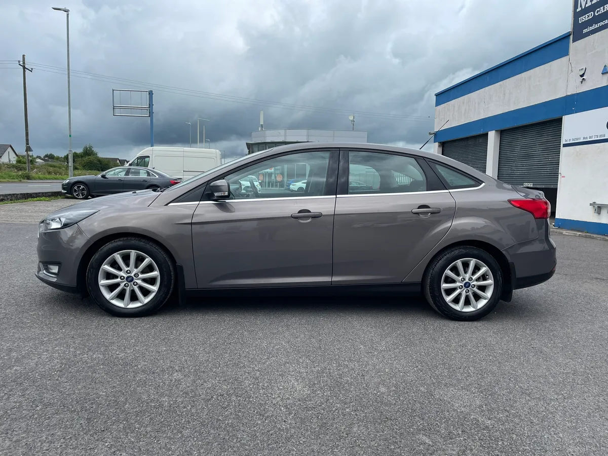 Ford Focus Titanium 1.0 PETROL//LOW MILEAGE - Image 3